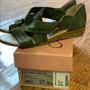 Gaimo Spanish olive suede espadrille sandals 37